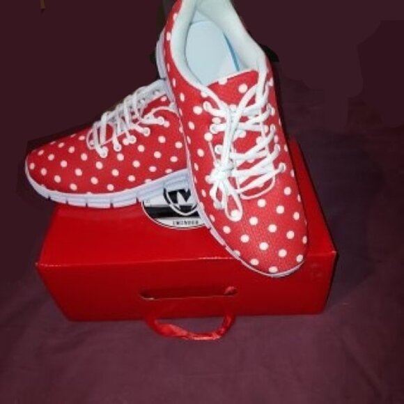 Uminded Red White Polka Dot Lace-Up Running Fashion Sneakers Size 10 NIB - Picture 1 of 4